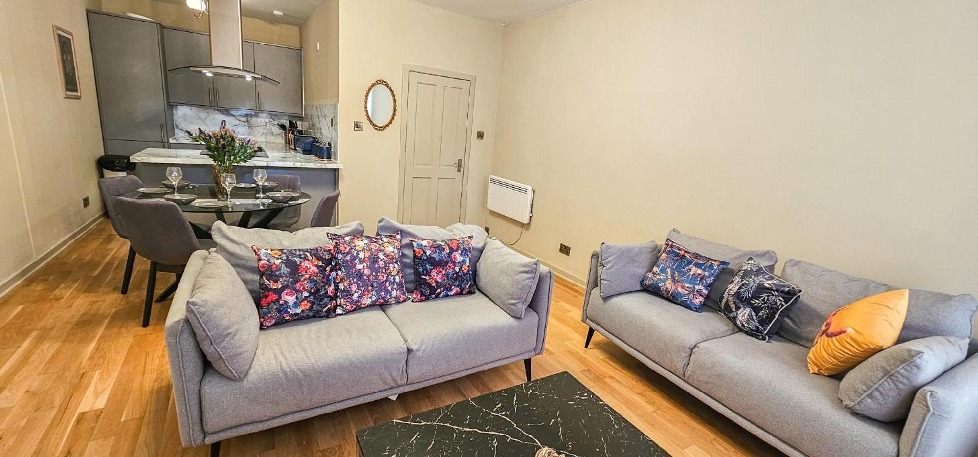 Royal Mile - Bright 2 Bedroom Apartment Edinburgh Ngoại thất bức ảnh